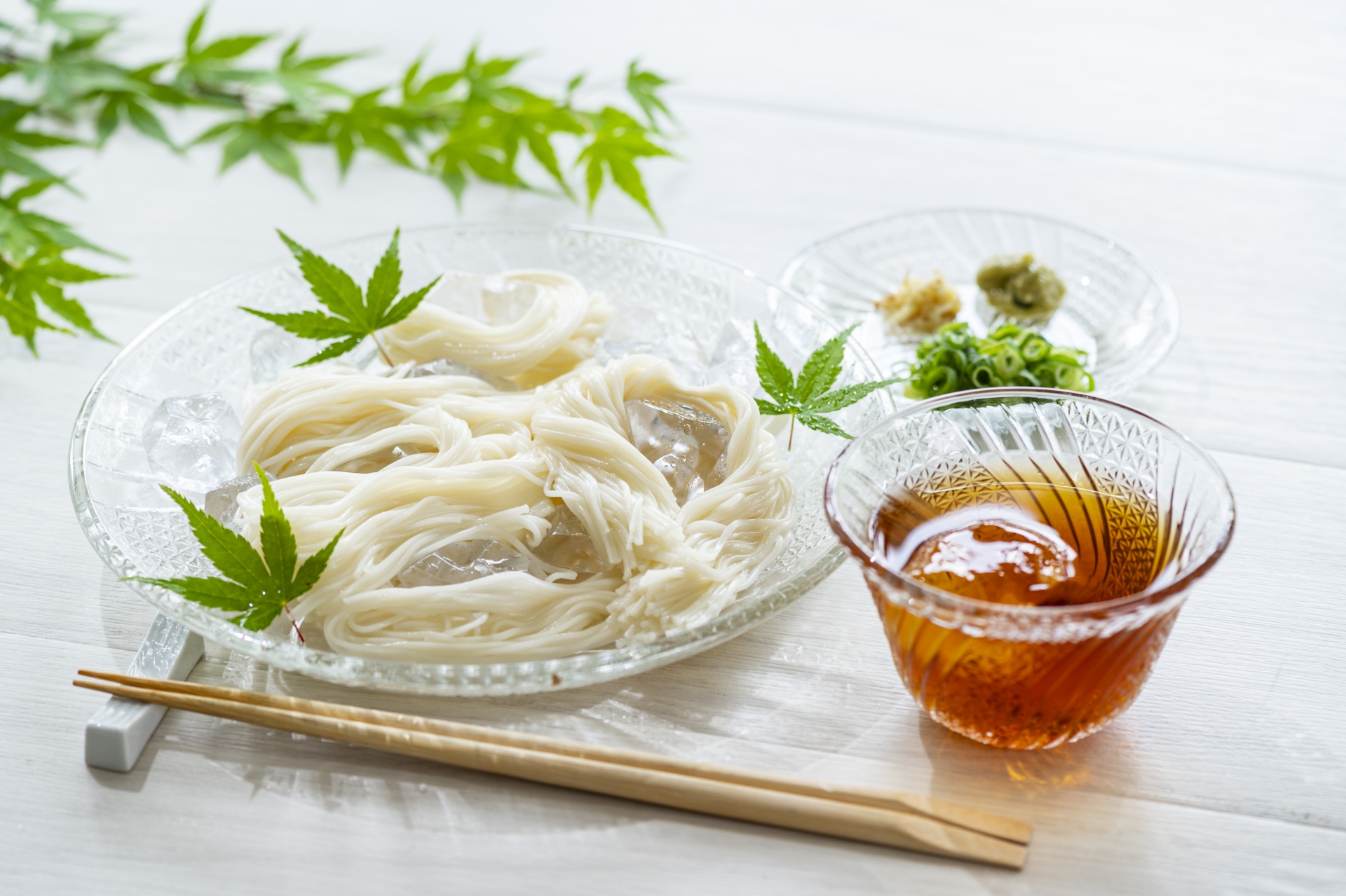 夏の冷たい食事